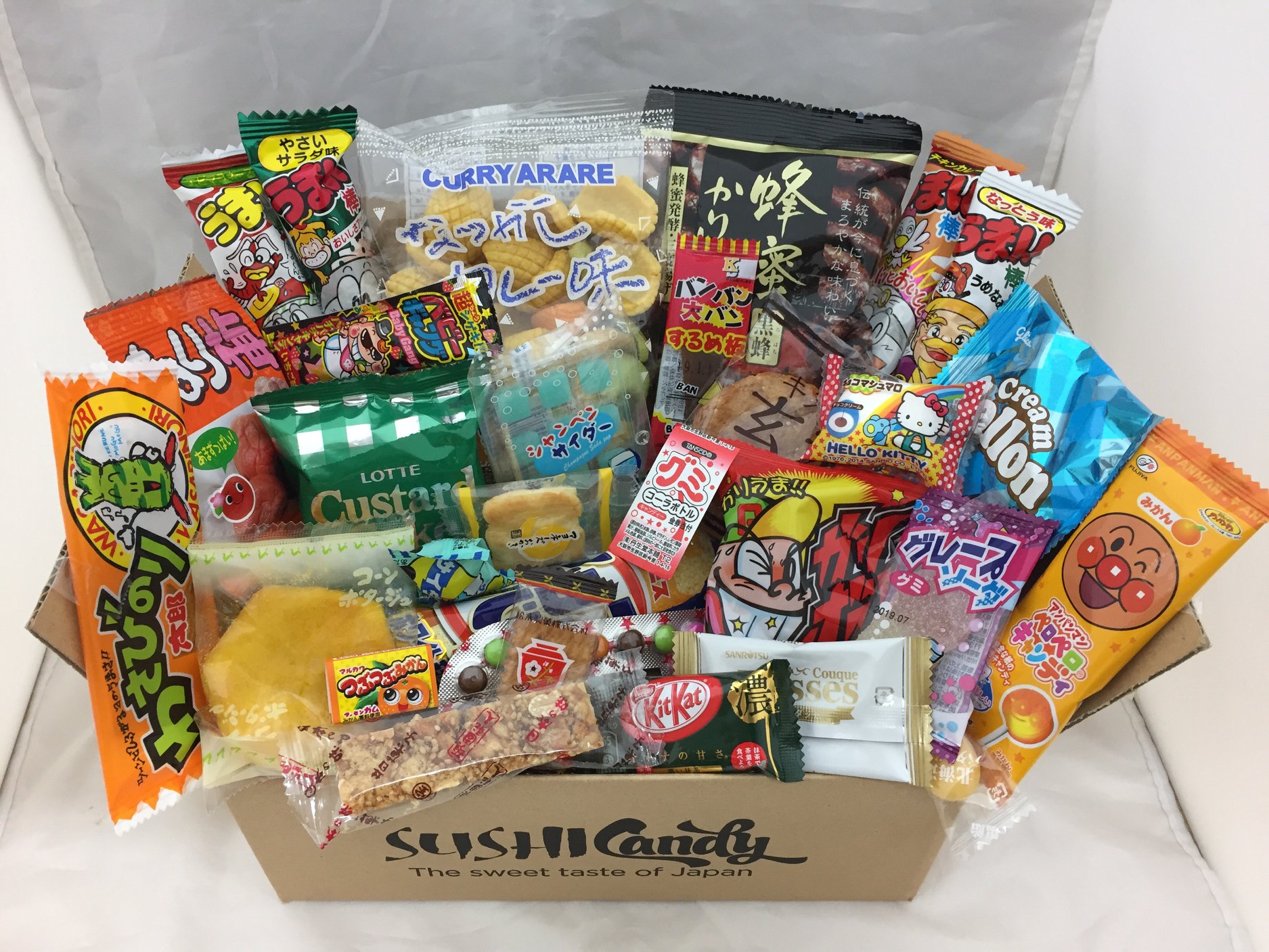 A Japanese Candy Box that delivers Japanese snacks from Tokyo to your door  every month with free shipping …