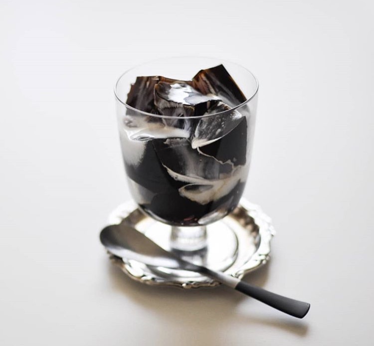 Coffee Jelly Recipes - coffee jelly with cream