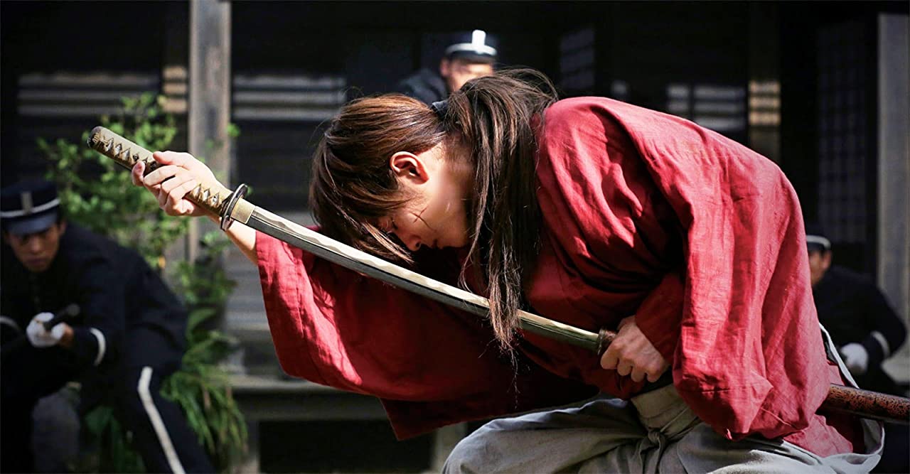 Japanese Live-action Movies  - Rurouni Kenshin drawing sword