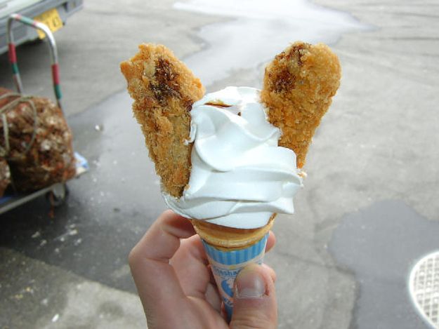 Weirdest Japanese Food 9 - fried oyster ice cream