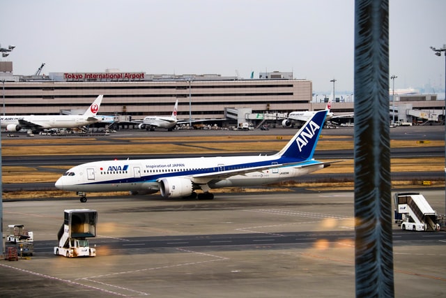 Japanese hospitality - plane in an airport