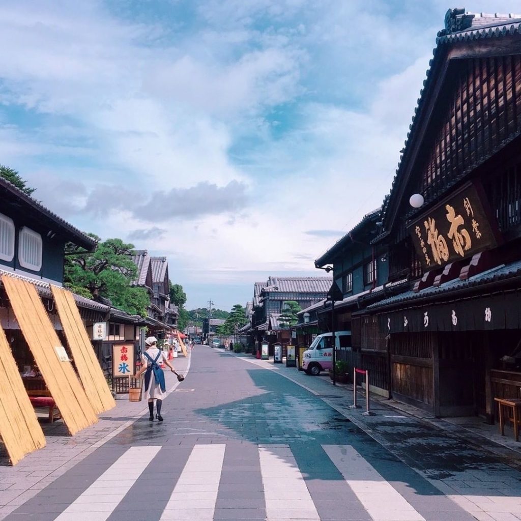 Mysteries in Japan - japanese streets