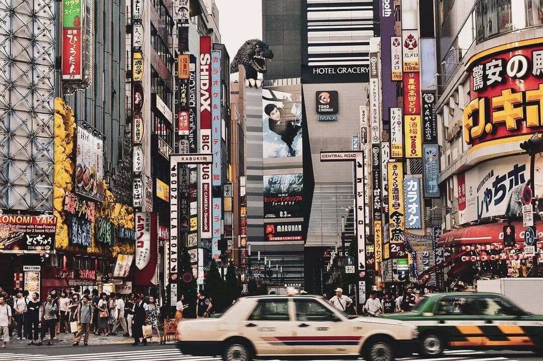 free tokyo walking tours - godzilla