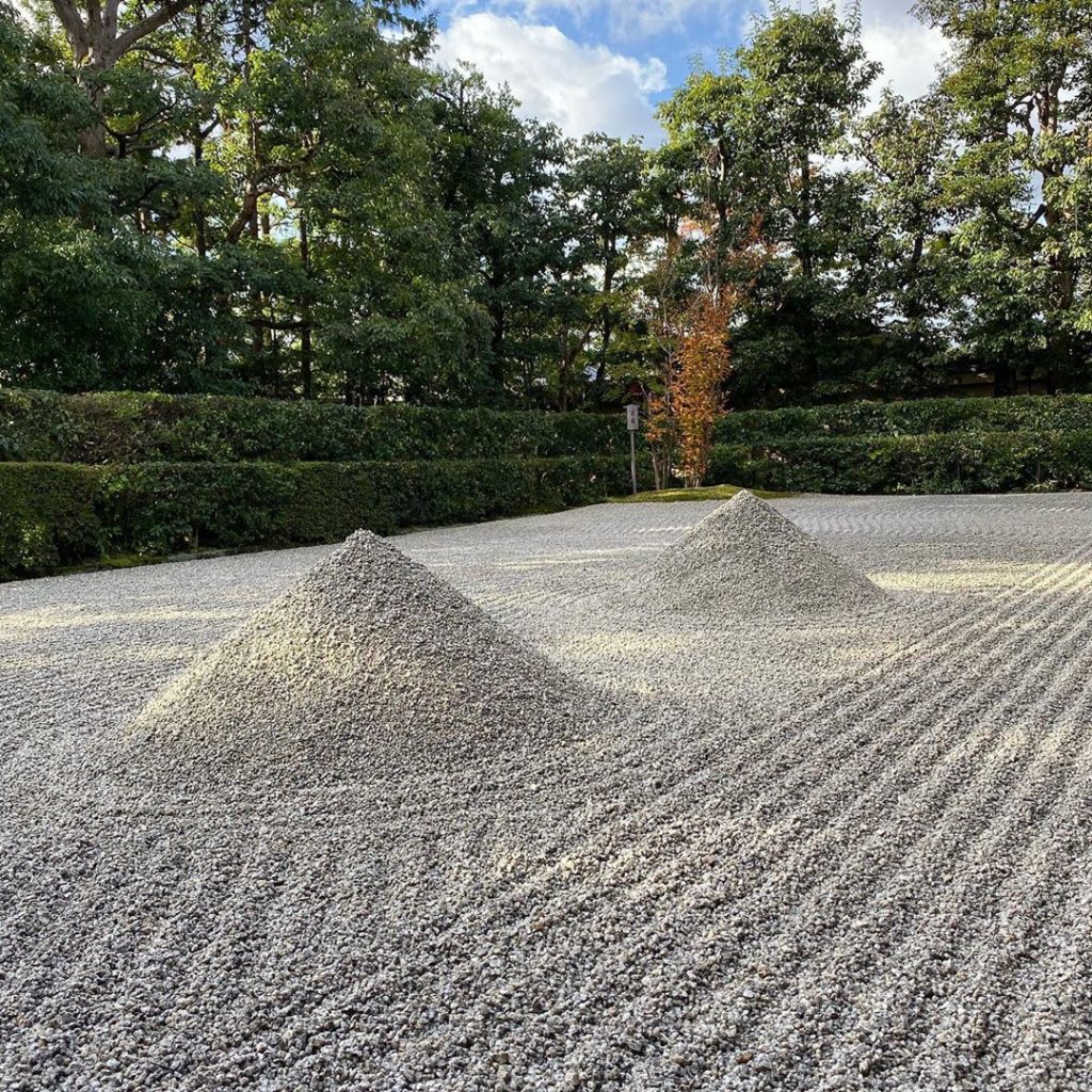 Japanese zen gardens - daisenin