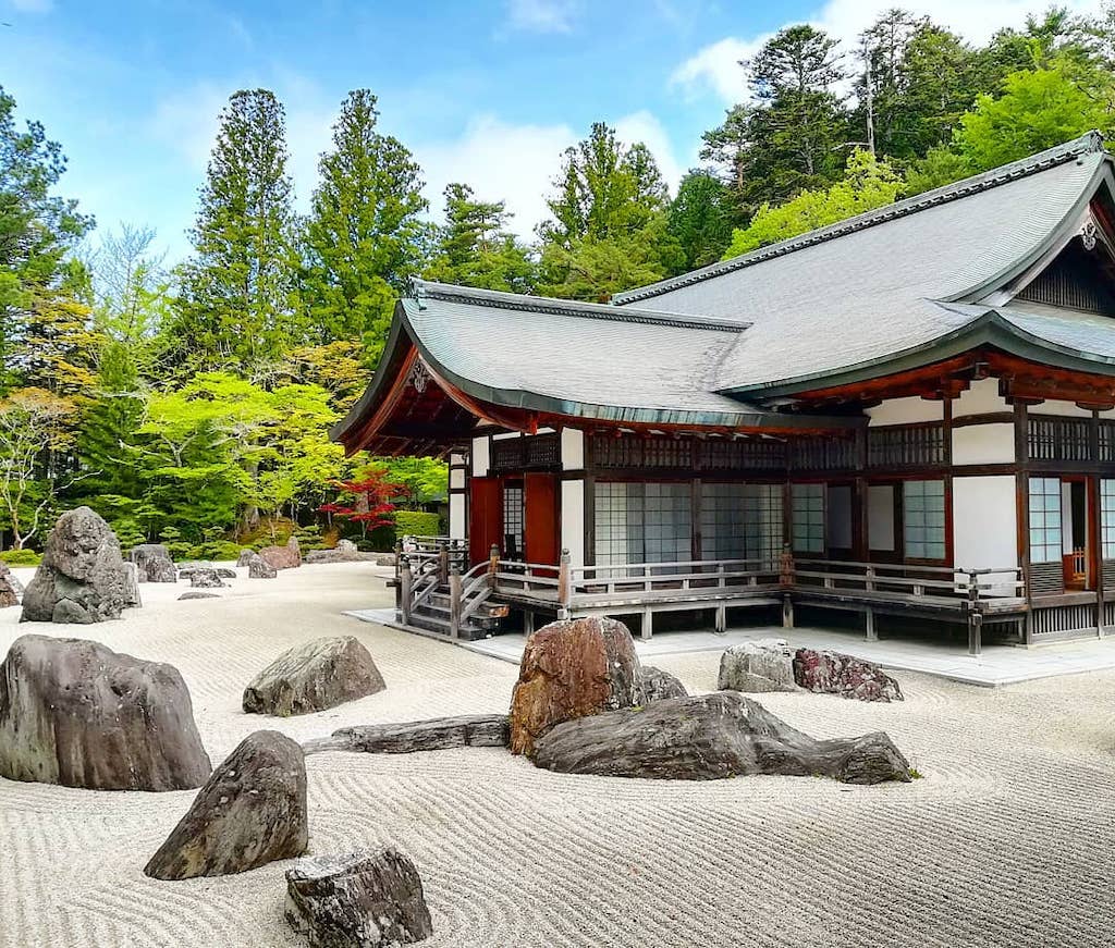 Japanese Zen gardens - banryutei