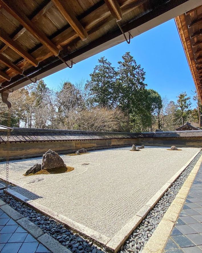 Japanese zen gardens - ryoanji