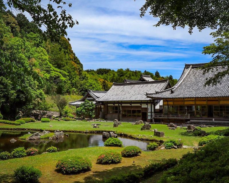 Japanese Zen gardens - sesshutei