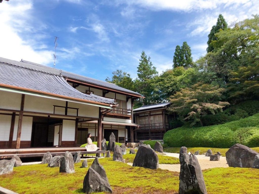 Japanese zen gardens - komyoin