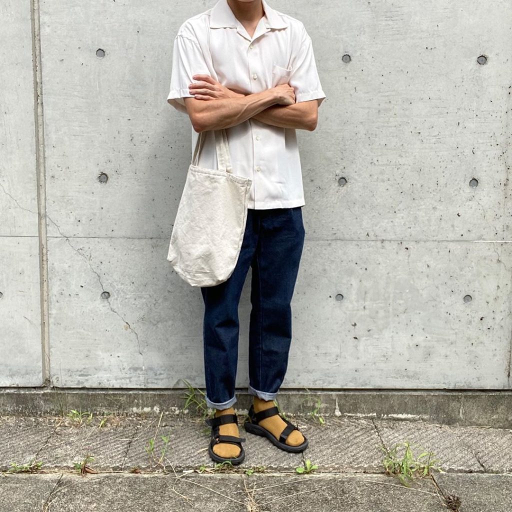 Tokyo Street Style: Men's Leggings Under Shorts