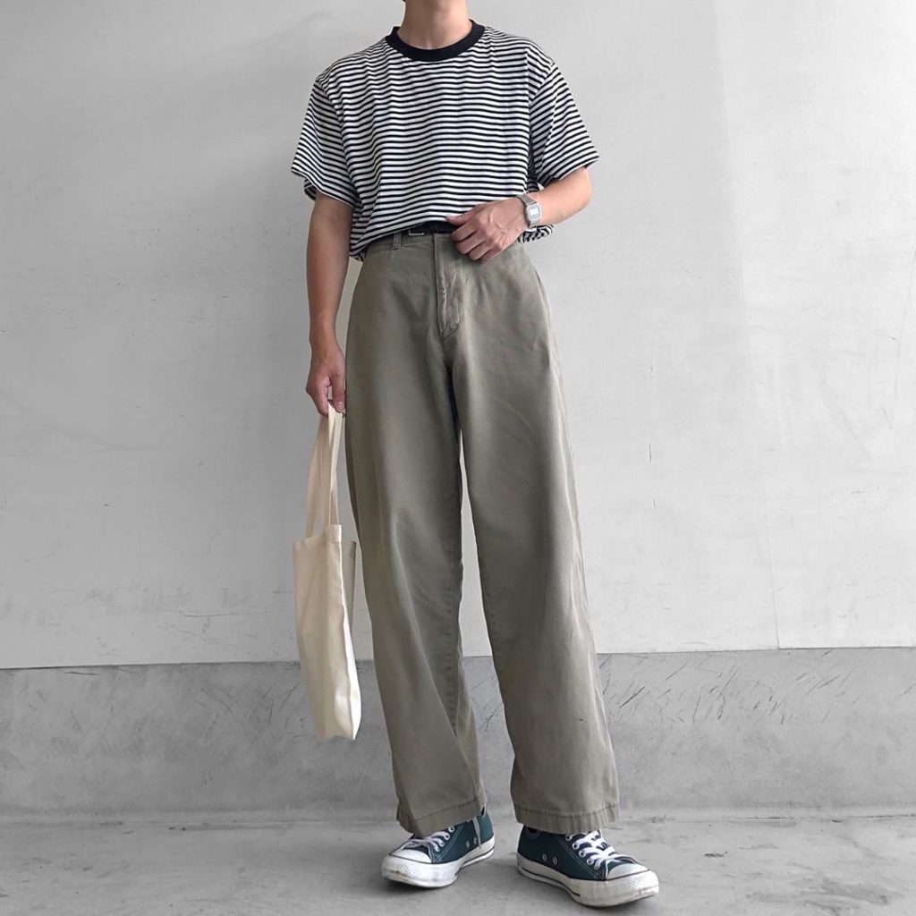 Japanese clothing - high-waisted pants