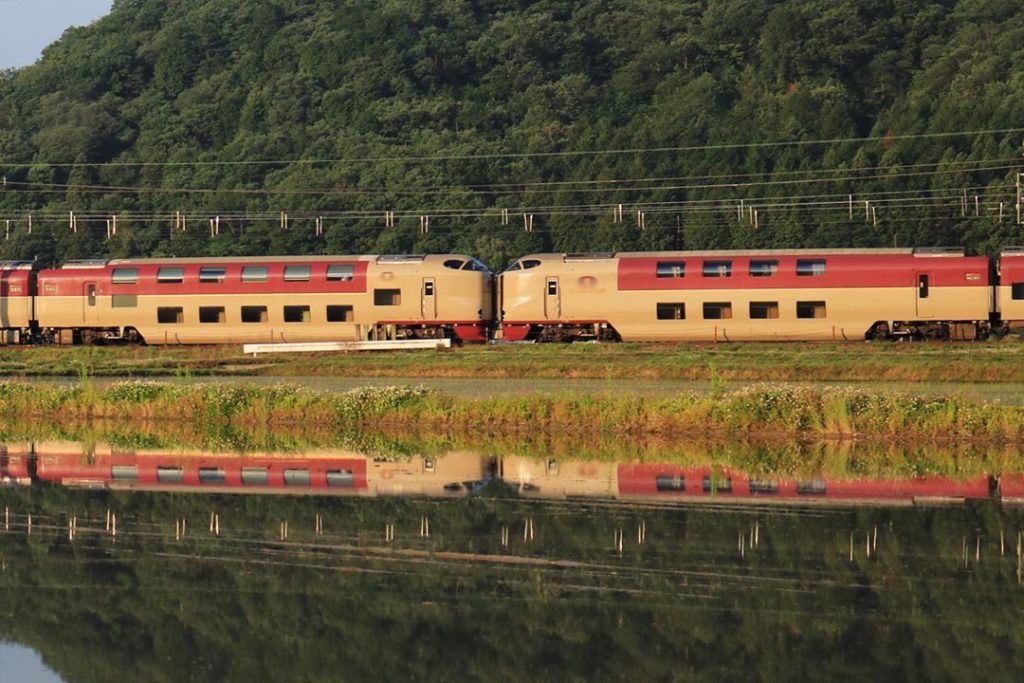 Transportation in Japan - sunrise express