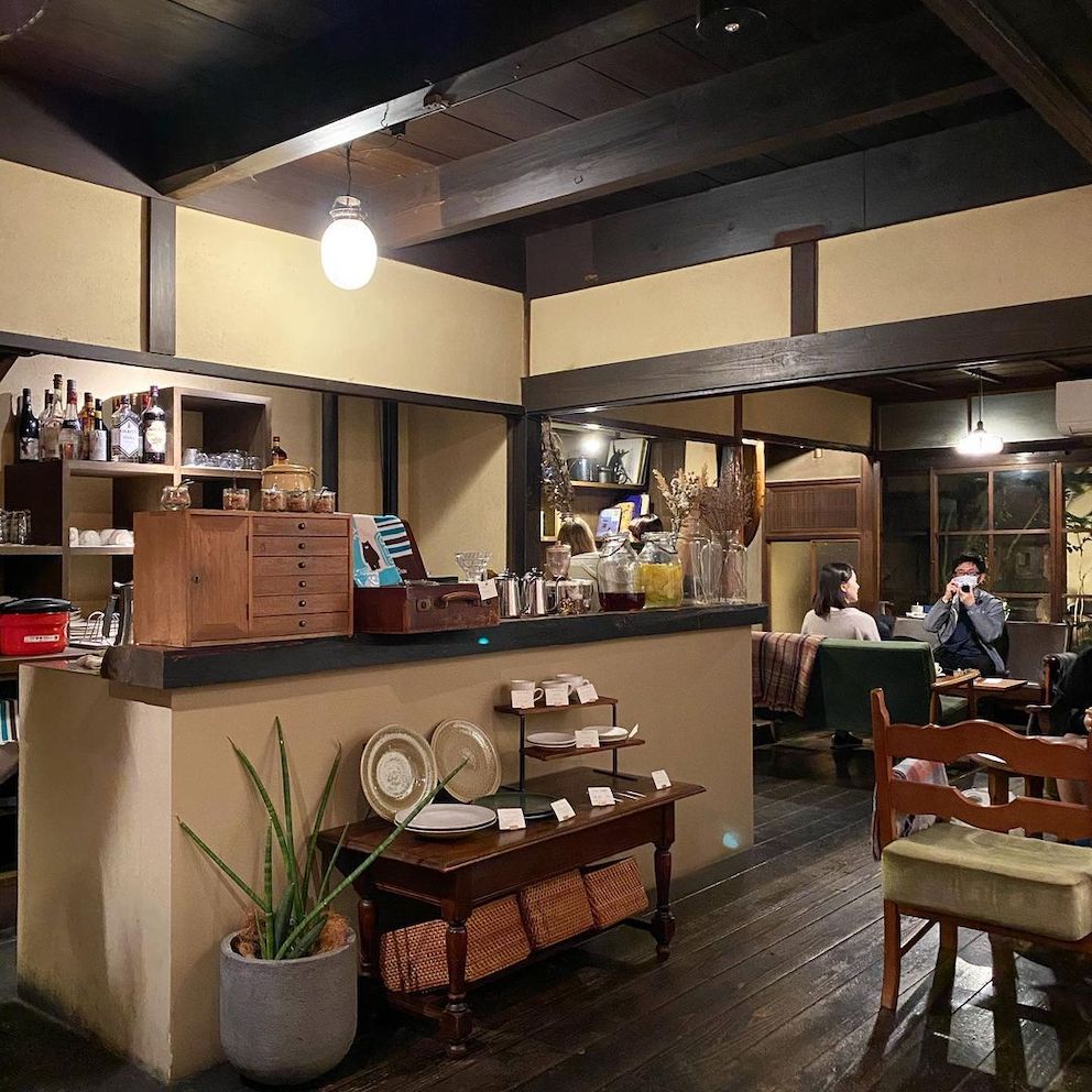japan cafes heritage buildings - cafe marble bukkoji interior