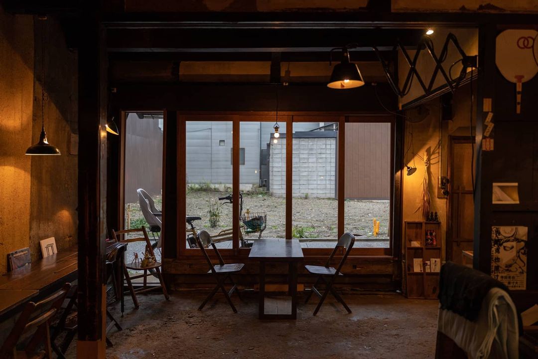 japan cafes heritage buildings - hygge interior