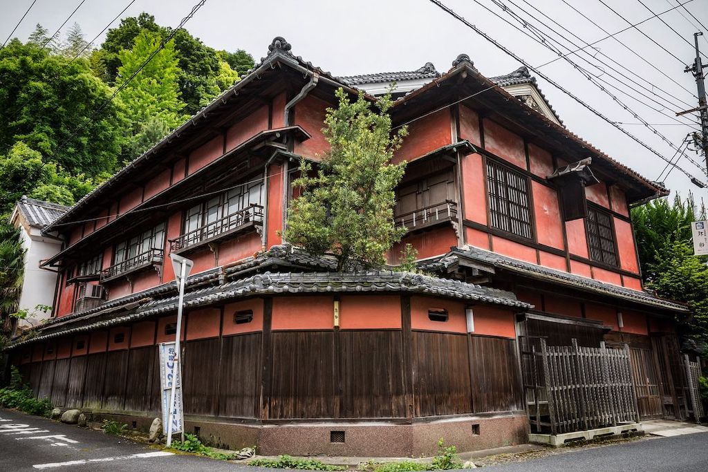 Oldest restaurants in Japan - tsurubesushi yasuke 