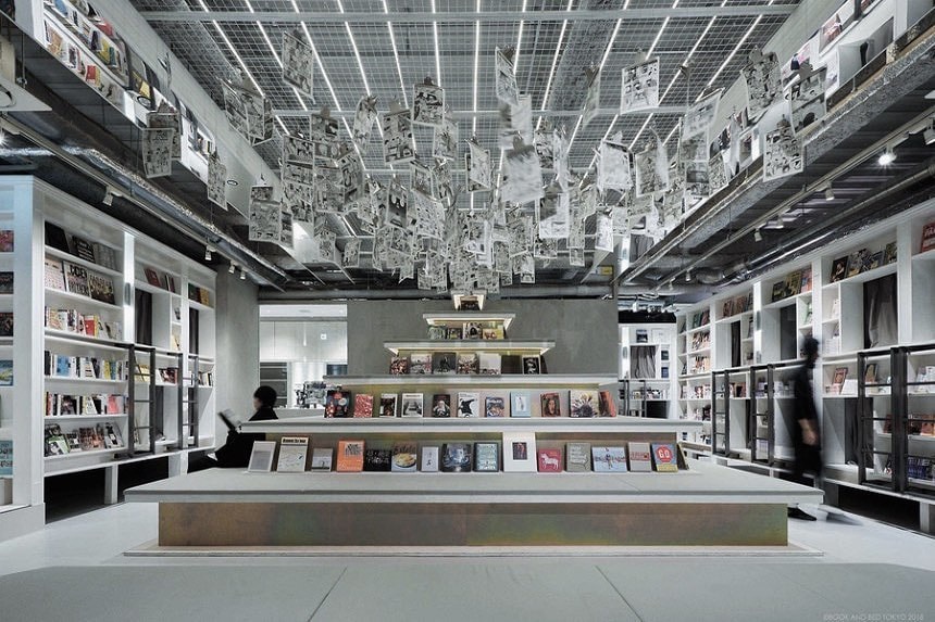 Book And Book Tokyo Shinsaibashi - White book shelf with books