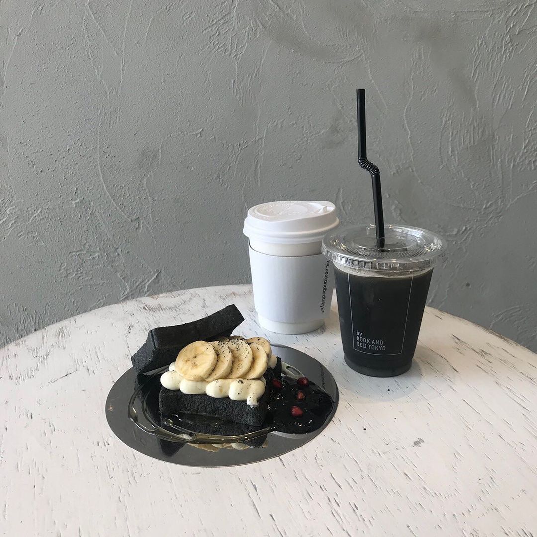 Book And Book Tokyo Shinsaibashi - Fruit sandwich with black latte