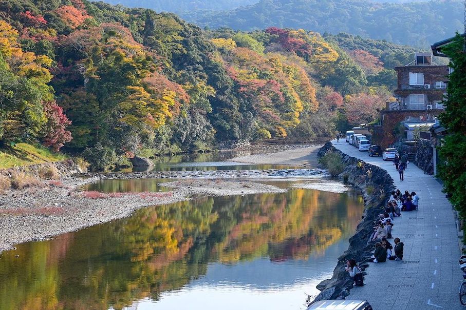 Traditional Japanese towns - isuzu river