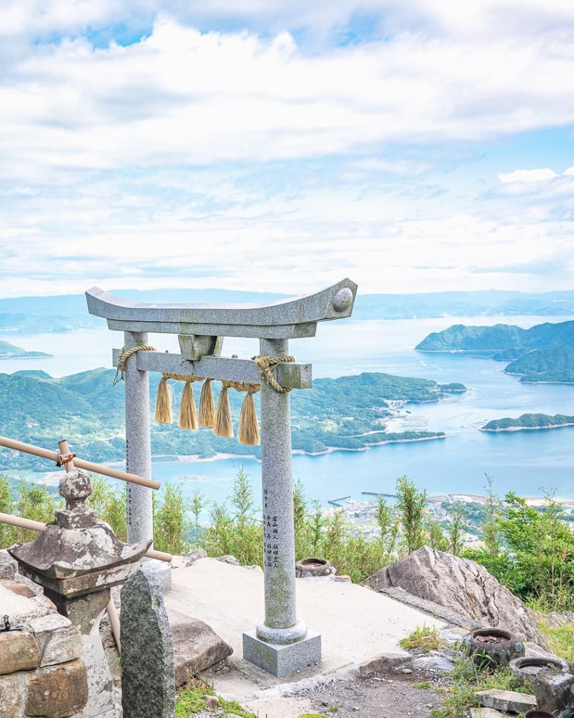 Unusual shrines - kuratake shrine