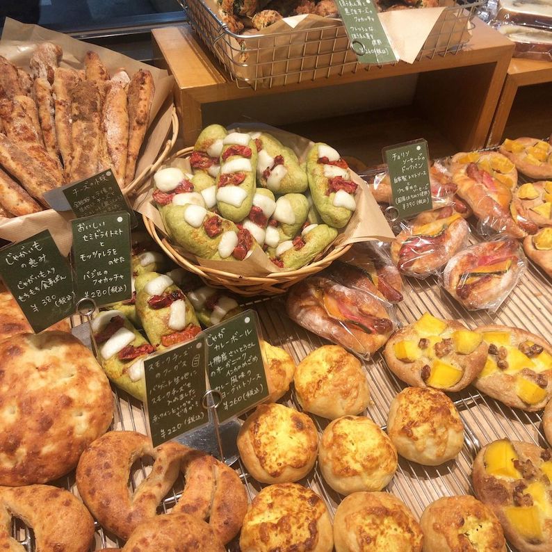 bakeries in osaka - vegetable bread