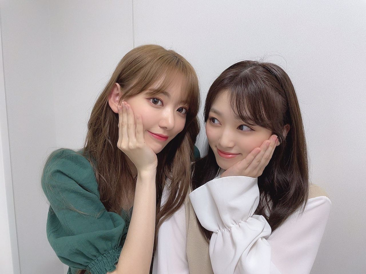 sakura miyawaki hkt48 - sakura and nako