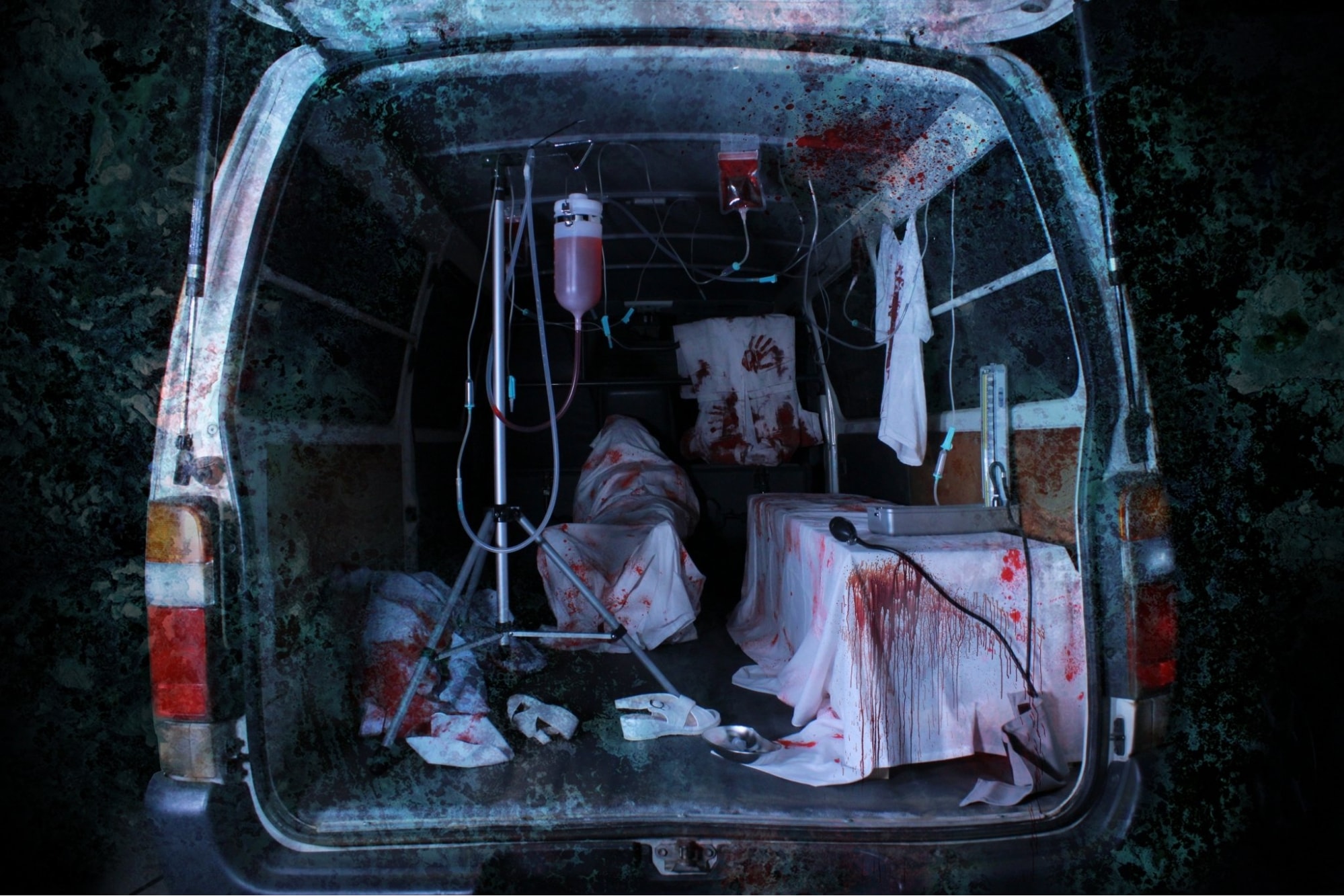 screambulance - inside the ambulance