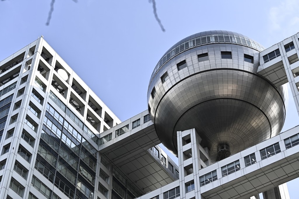 buildings in japan - Fuji Television Building