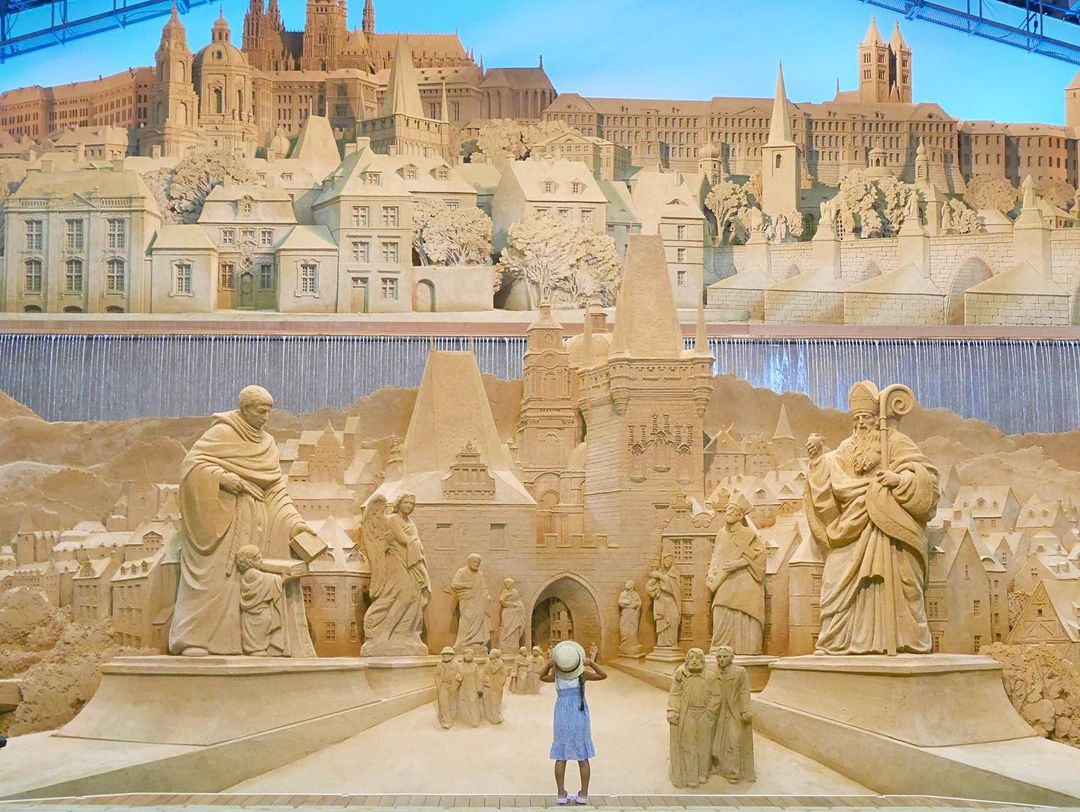 Art museums in Japan - The Sand Museum Tottori