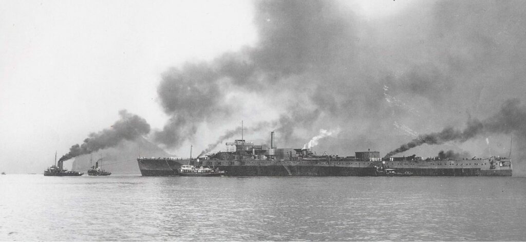 Battleship Island - Japanese battleship Tosa