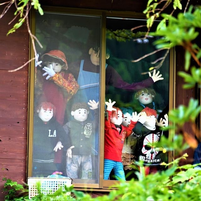 Japanese Scarecrow Village - waiting on the porch