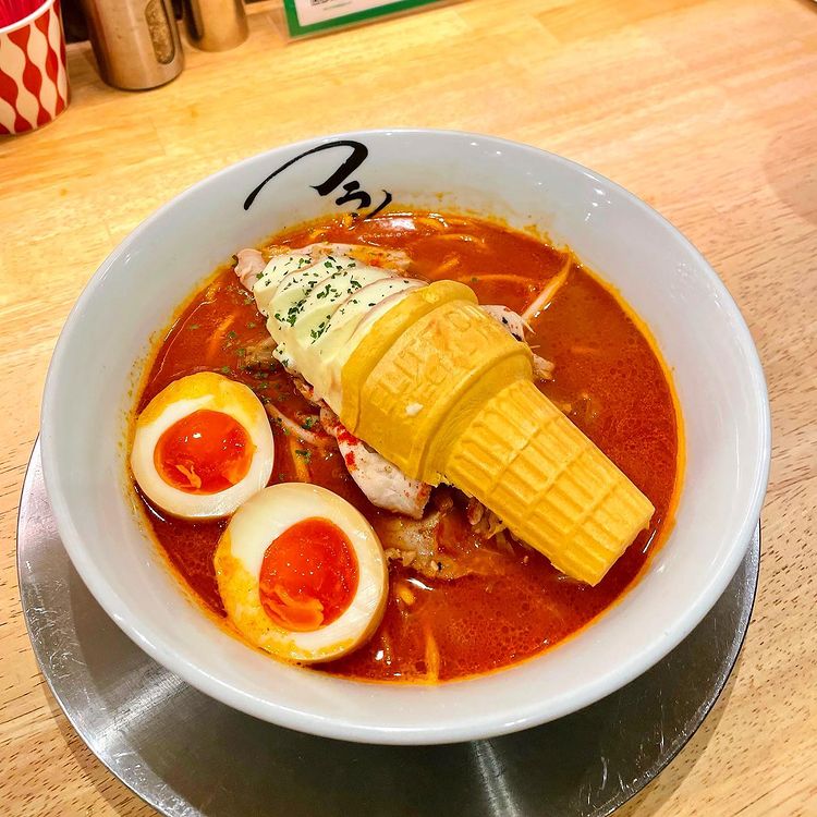 Ice Cream Ramen - visual of ice cream ramen