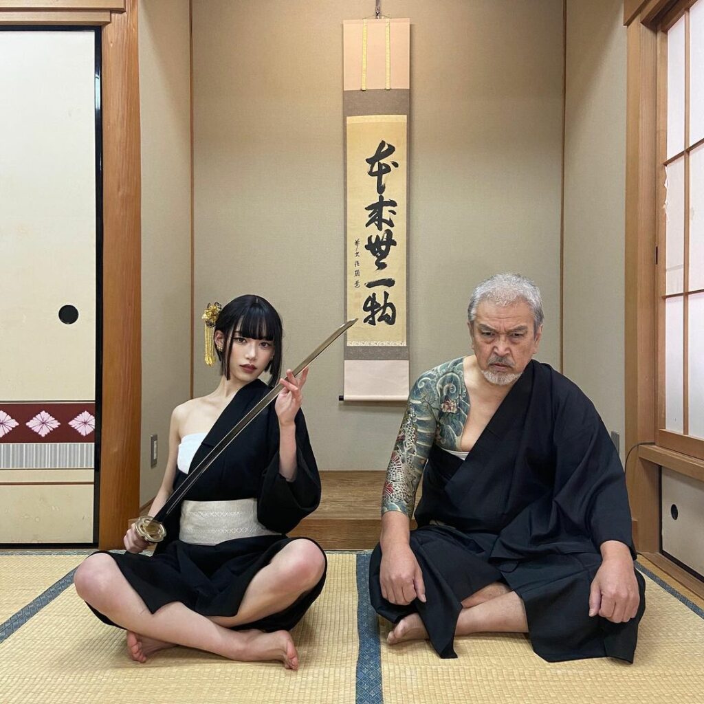 Japanese girl cosplays with father - daughter and father cosplays in tatami room