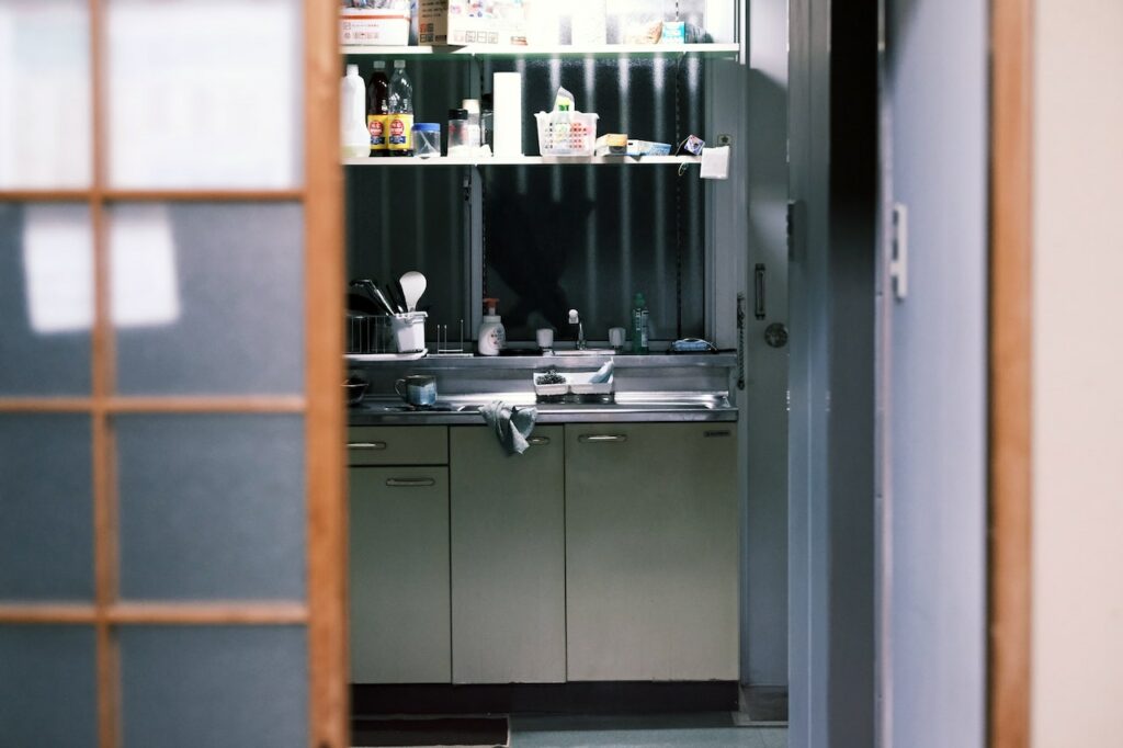 Renting apartments in Japan - kitchen in japanese apartment