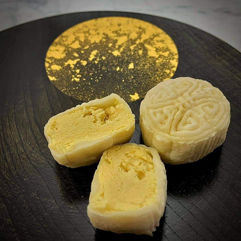 Japanese durian minister - durian mooncake