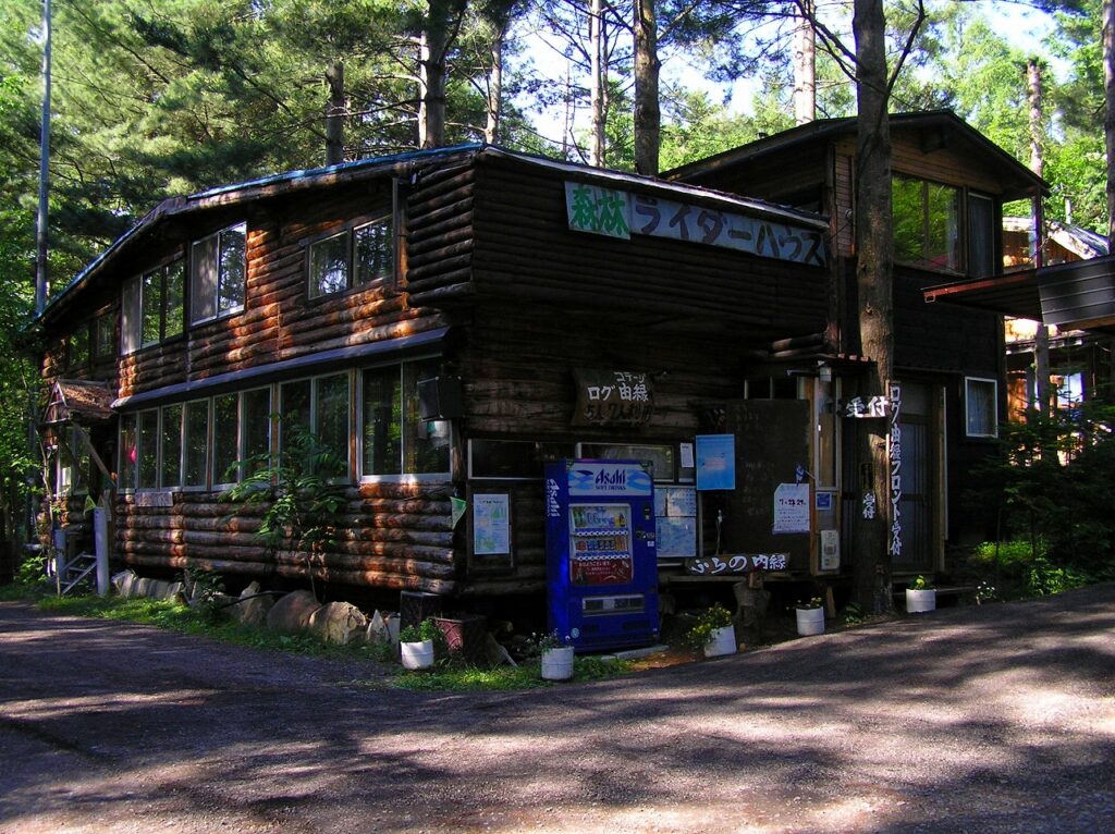 Cycling in Japan - rider house