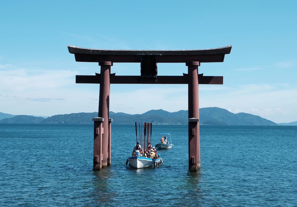 Cycling in Japan - shrine in shiga