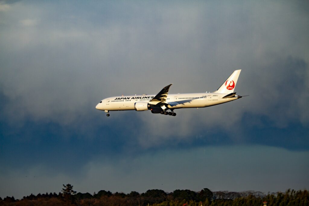 Travelling to Japan 2022 - japan airline plane