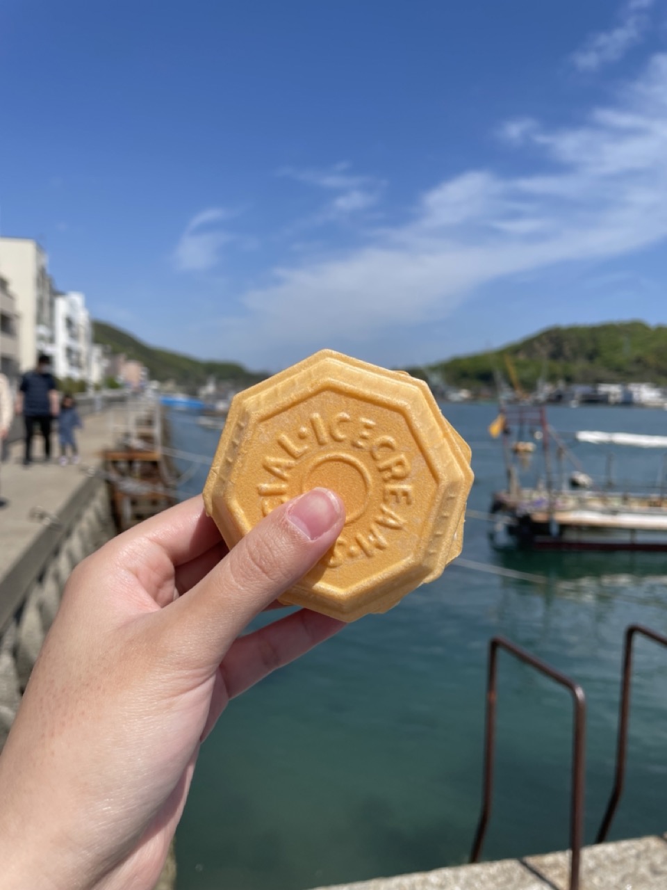 Onomichi - monaka ice cream