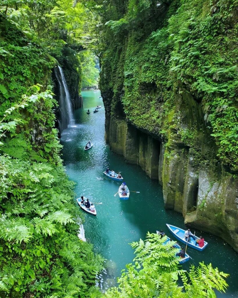 Takachiho Gorge - view of valley