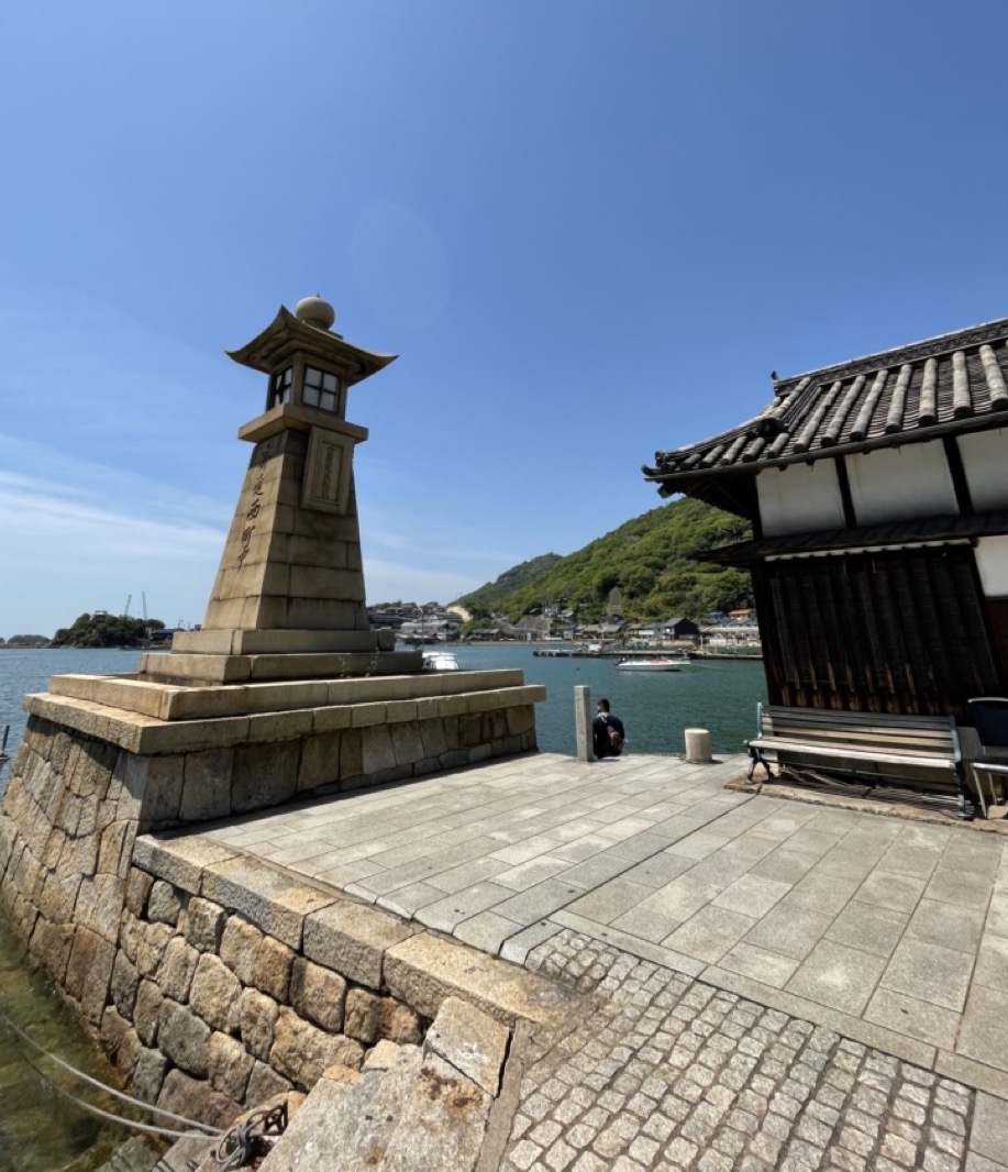 Tomonoura - joyato lighthouse