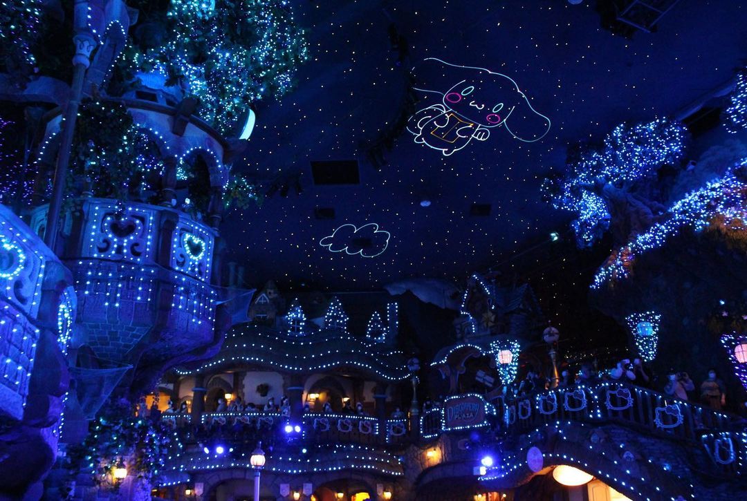 Sanrio Puroland - illumination show