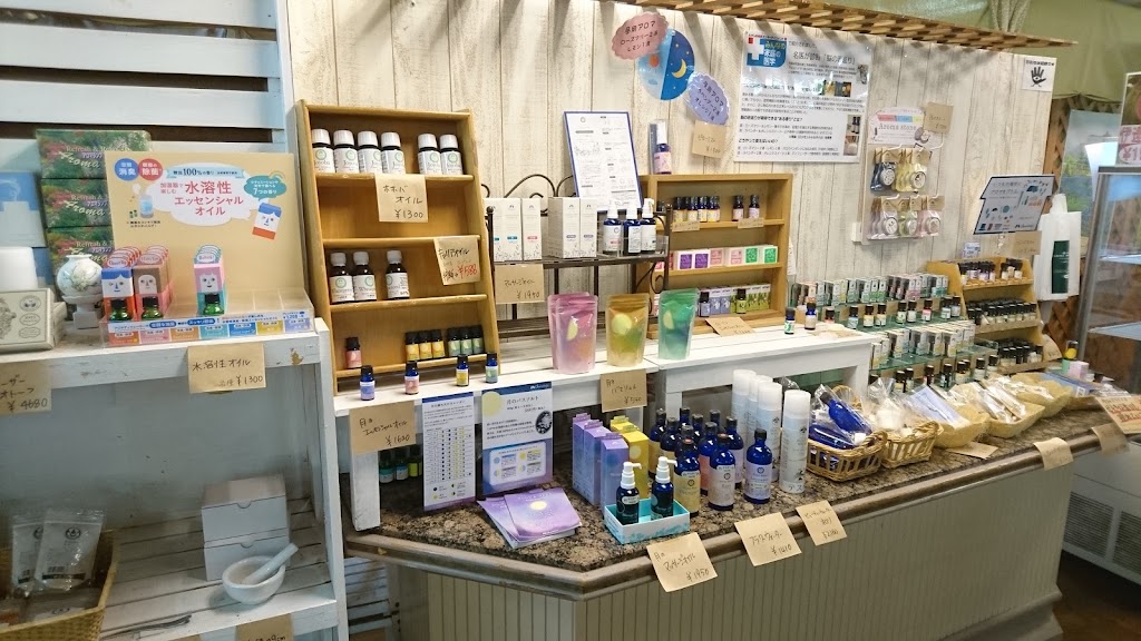 Inawashiro Herb Garden - shop interior