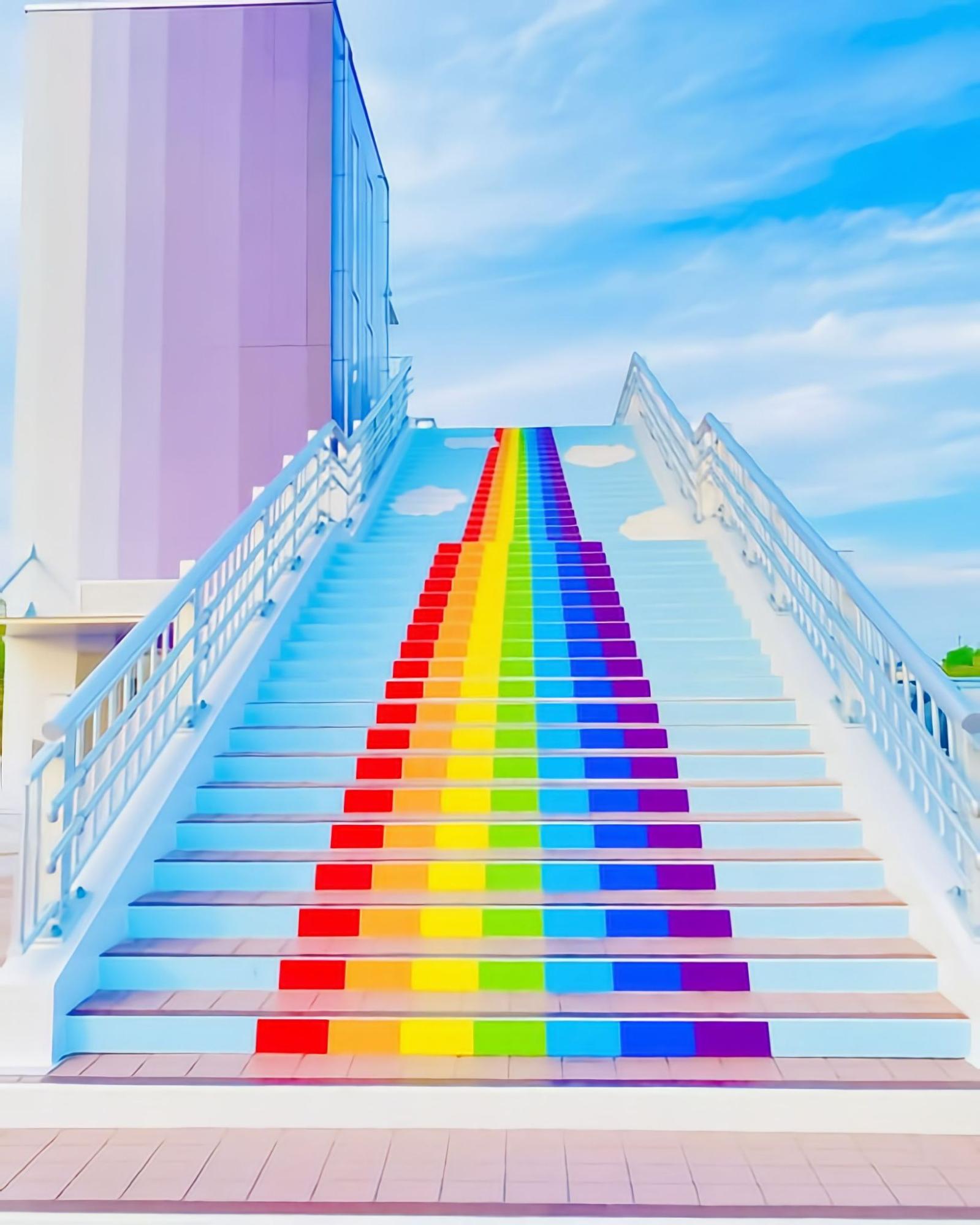 Rainbow Bridge - stairs with nobody standing on top