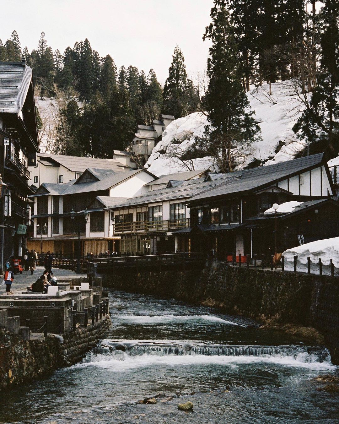 Cities in Japan to see snow - Ginzan Onsen