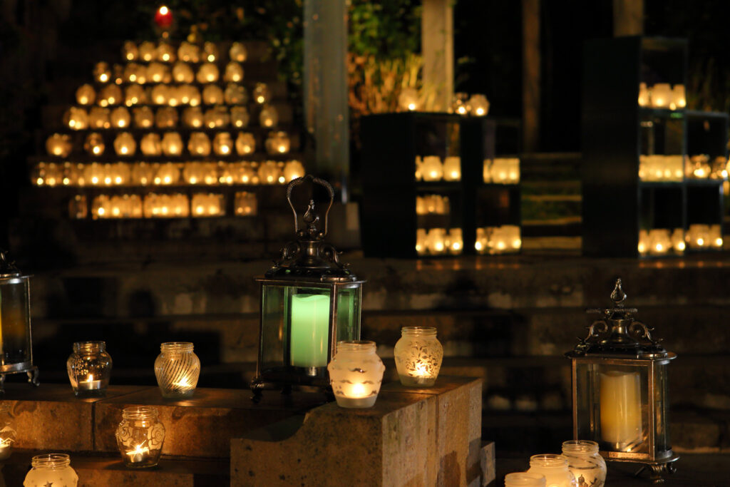 Hakone Garasunomori Museum - Christmas candles