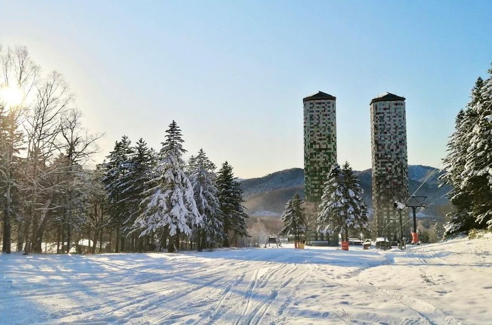 Japan ski resorts - Tomamu Snow Park & Resort exterior