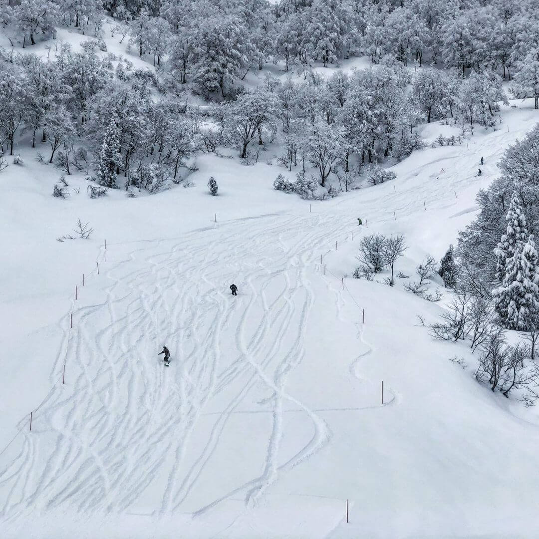 Japan ski resorts - ski marks at GALA Yuzawa Snow Resort