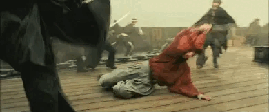 Takeru Satoh Facts - Takeru Satoh breakdancing in the Rurouni Kenshin live-action movie