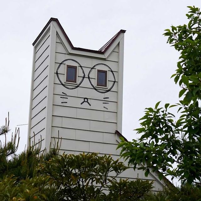 Tashirojima Island - cat themed cabin