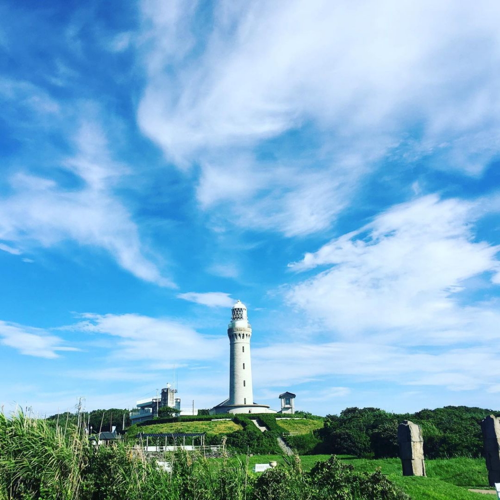 beaches in japan - lighthouse